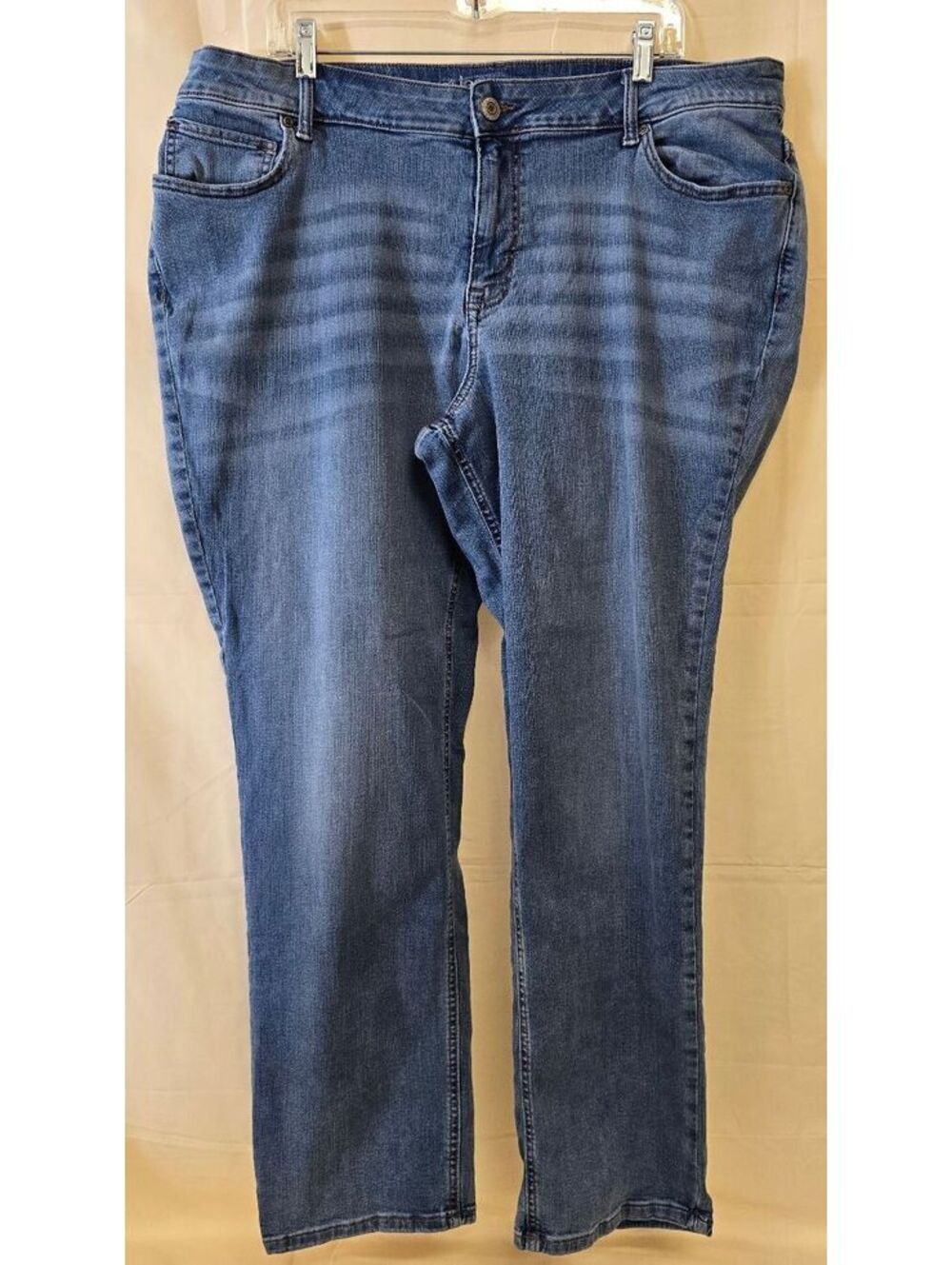 Maurices M Jeans Women's 22W Regular Mid Rise Straight Leg Stretch Jeans